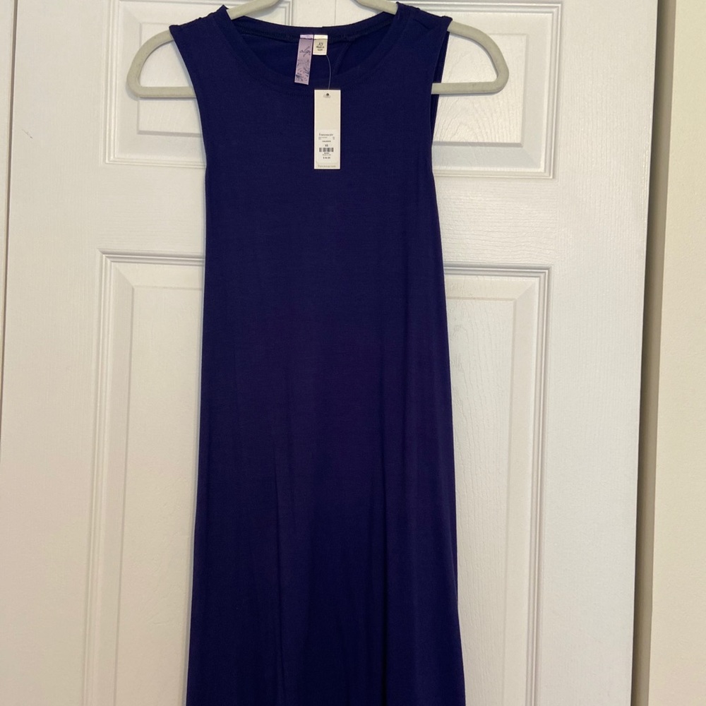 Navy blue sleeveless swing dress